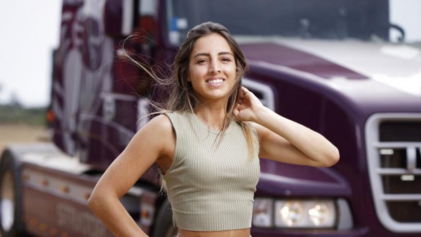 Marine Danglade, Danglade Show, Monster Truck pilote femme, cascades automobiles spectacle, Les Reines de la Route 6ter