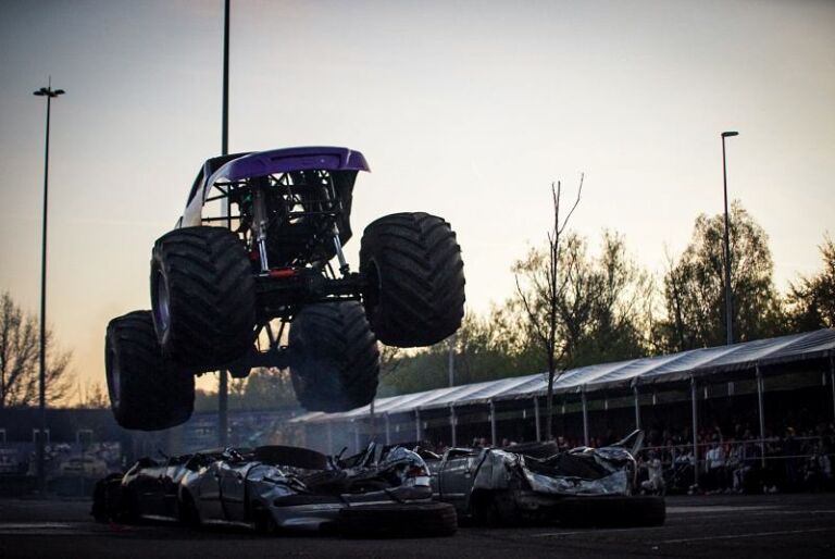 Specticle Monster Spectacle Monster Truck Strasbourg 2026 : le Danglade Show – Hells ...